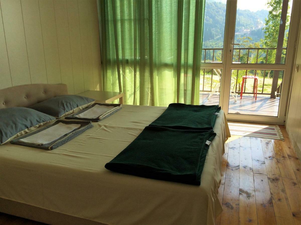U Valery Hotel New Athos Ngoại thất bức ảnh